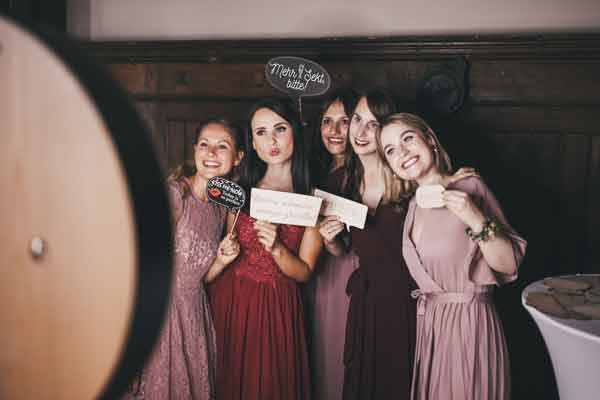 Fotobox Straubing für Ihre Hochzeit mit verschiedenen Layoutvorlagen